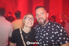 085-